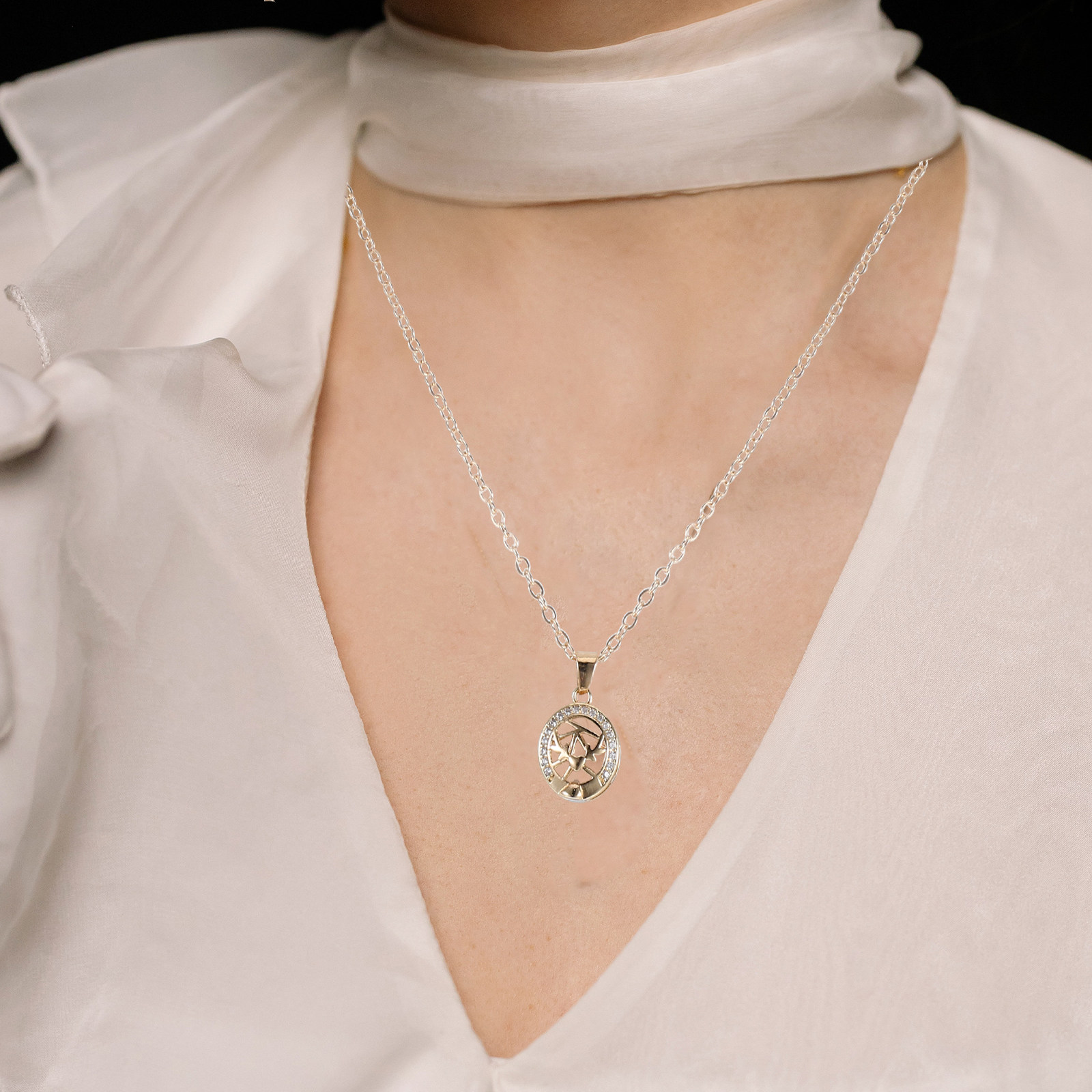 Magnetic Couple Matching Necklaces - Conjunto de colares com pingentes de