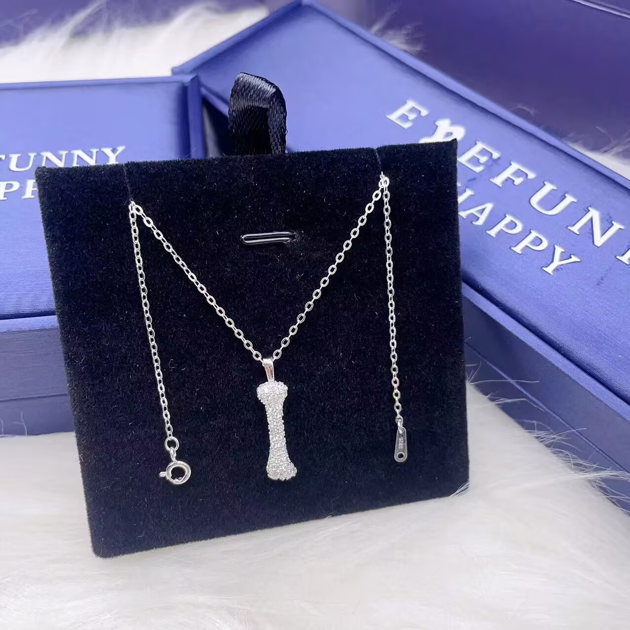 Anime Pendant Necklace - Versão atualizada! O colar com pingente