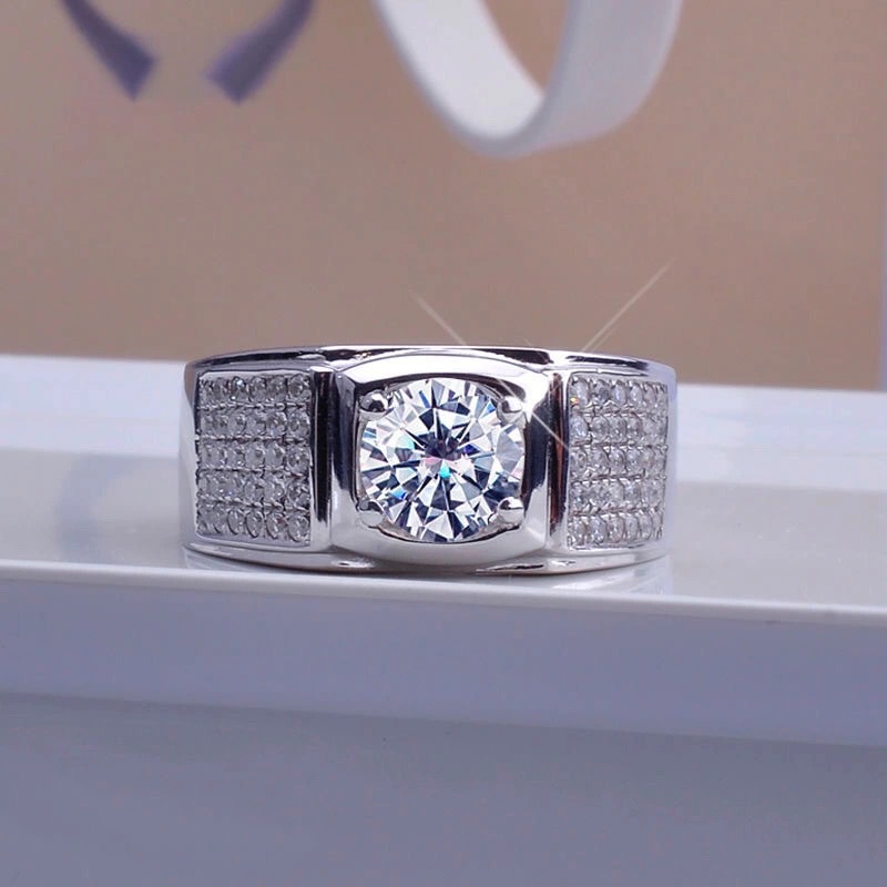 Nova simulação de quatro garra - Moissanite Engagement Ring 1 Carat avaliação e preço