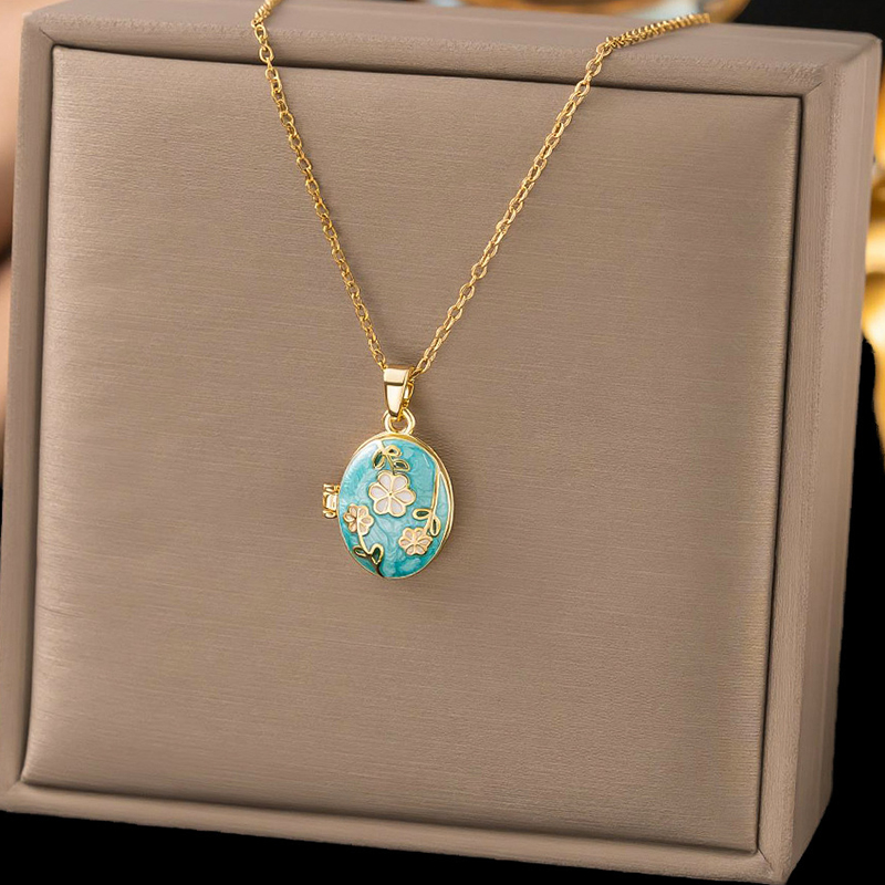 Colar com pingente de aço inox - Heart Locket Necklace Photo avaliação e preço