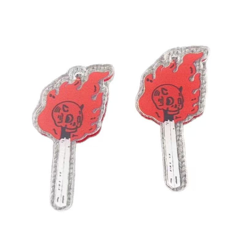 Pingente de crânio em acrílico - Earrings avaliação e preço
